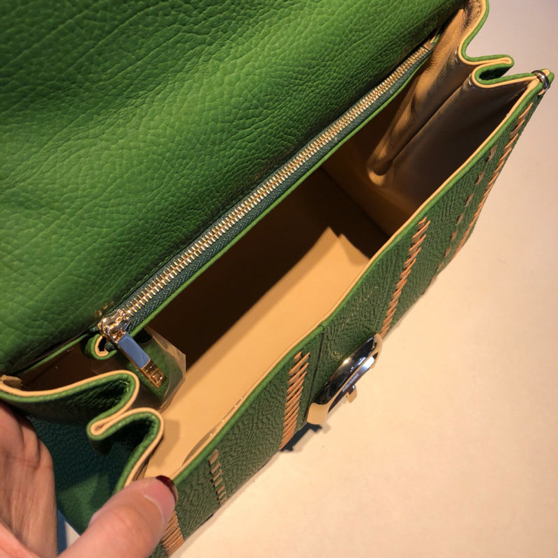 Luxurious Totes - Latest - 6023