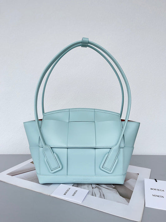 Luxurious Totes - Latest - 6938