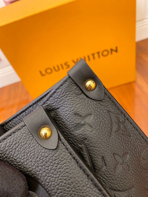 LOV - Luxurious Totes - 2628
