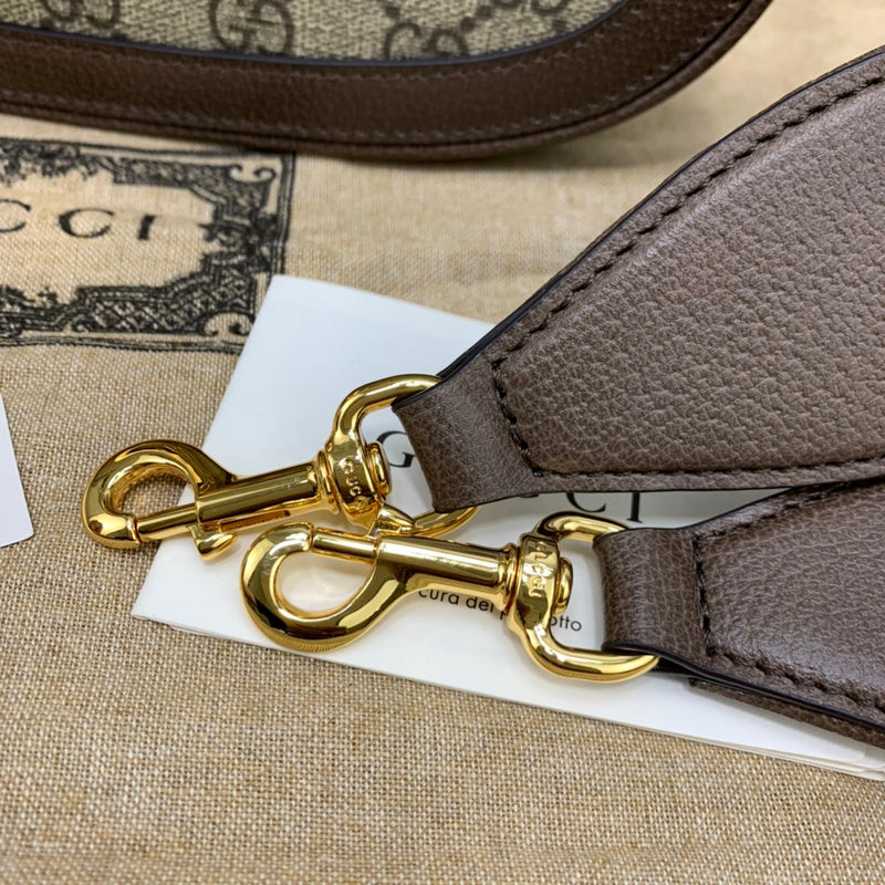 GUI - Luxurious Totes - 1101
