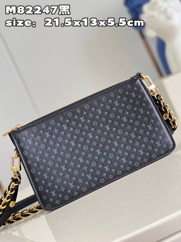 LOV - Luxurious Totes - 562