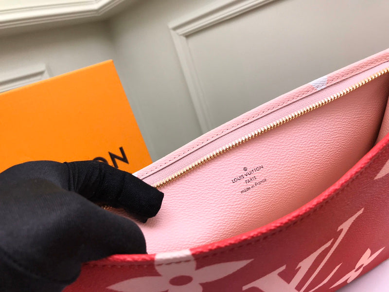 Luxurious Totes - Latest - 724