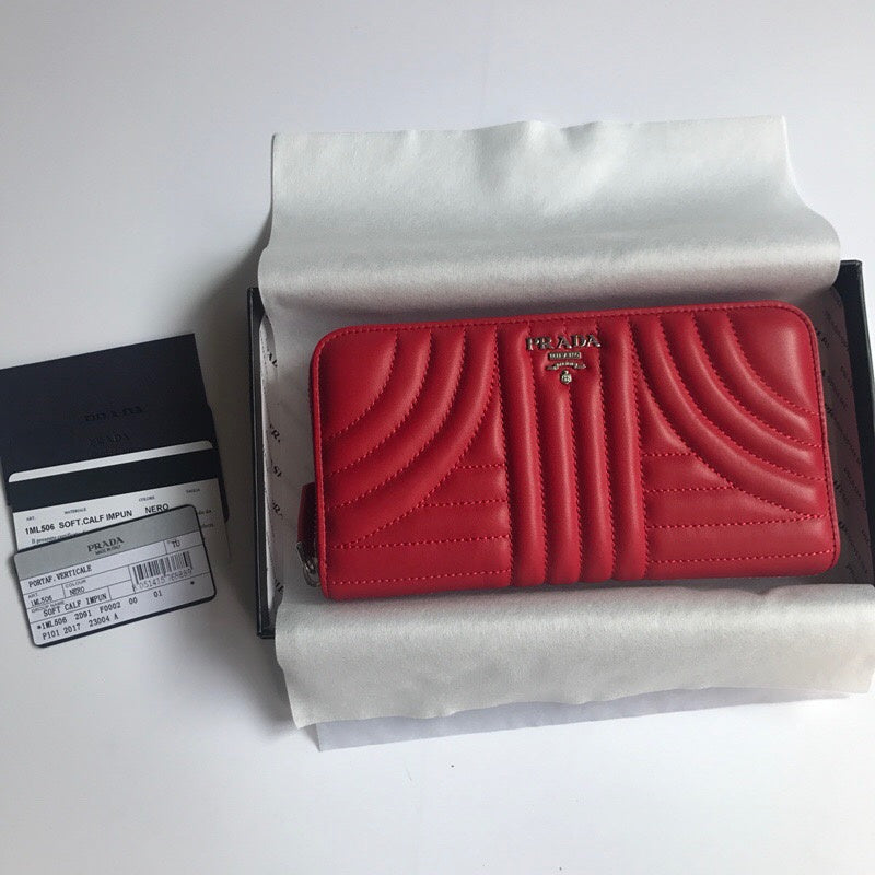 Luxurious Totes - Latest - 10202
