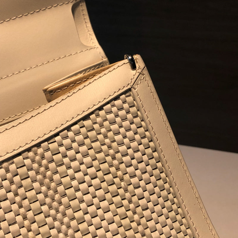 Luxurious Totes - Latest - 6011