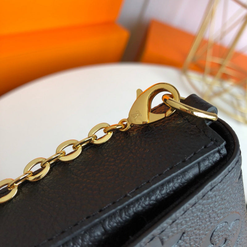 Luxurious Totes - Latest - 3638