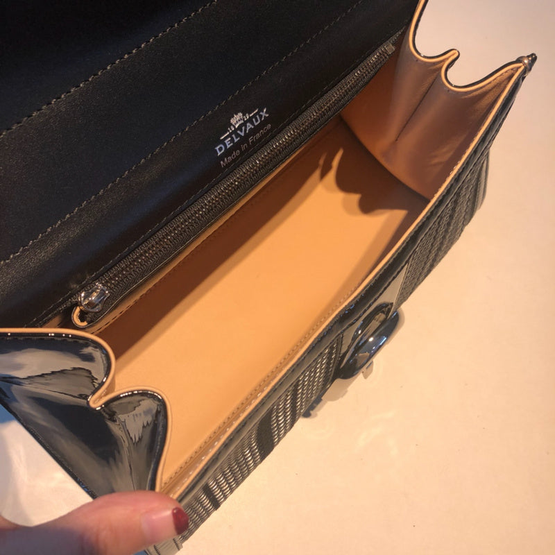 Luxurious Totes - Latest - 6010