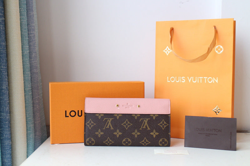 Luxurious Totes - Latest - 2643