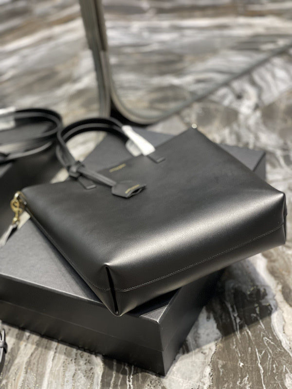 Luxurious Totes - Latest - 8774