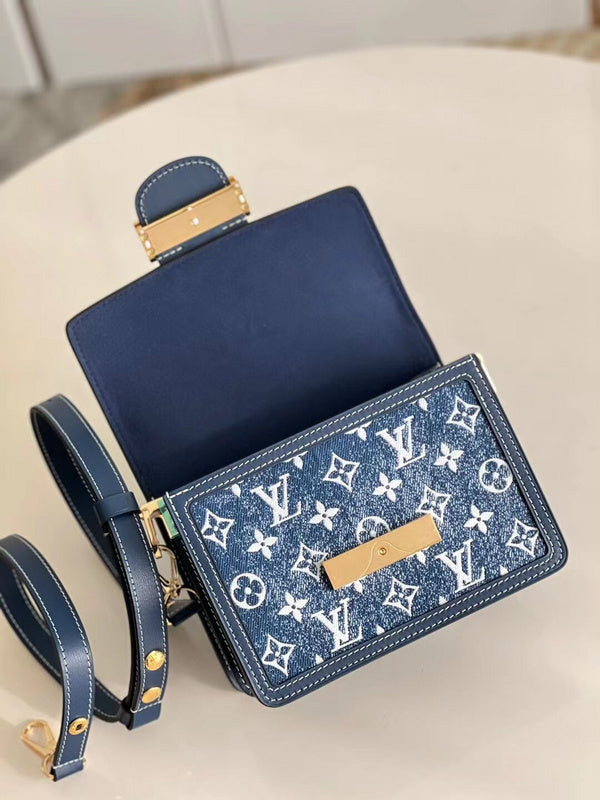 LOV - Luxurious Totes - 1354