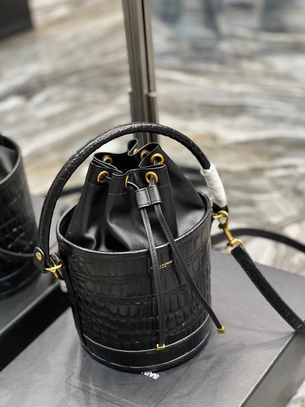 Luxurious Totes - Latest - 8016