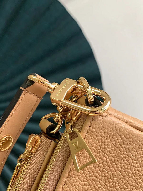 LOV - Luxurious Totes - 1307