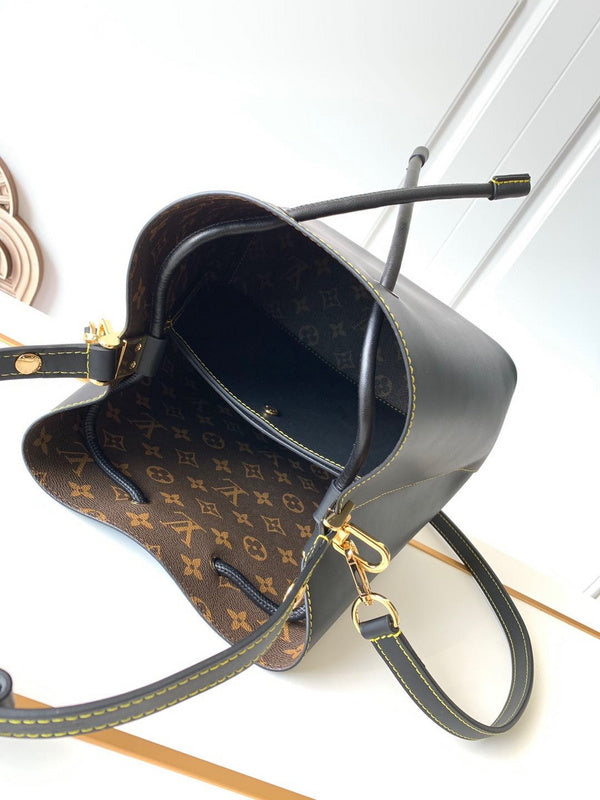 Luxurious Totes - Latest - 9723