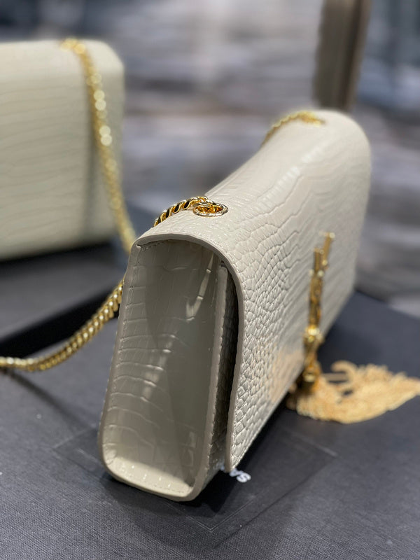 Luxurious Totes - Latest - 8453