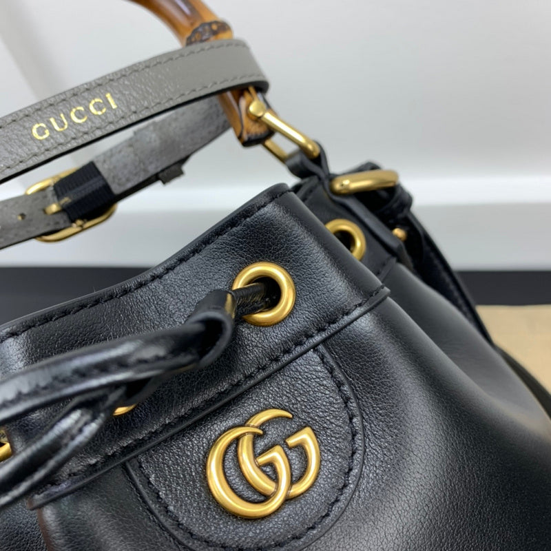 GUI - Luxurious Totes - 667