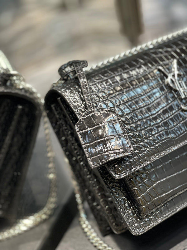 Luxurious Totes - Latest - 8552