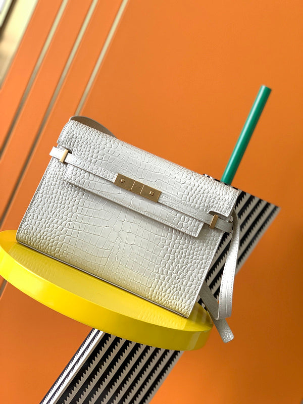 Luxurious Totes - Latest - 8632