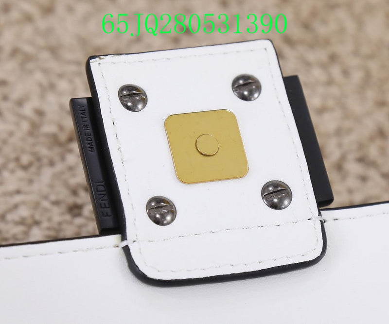 GC - Shoulder - 3173