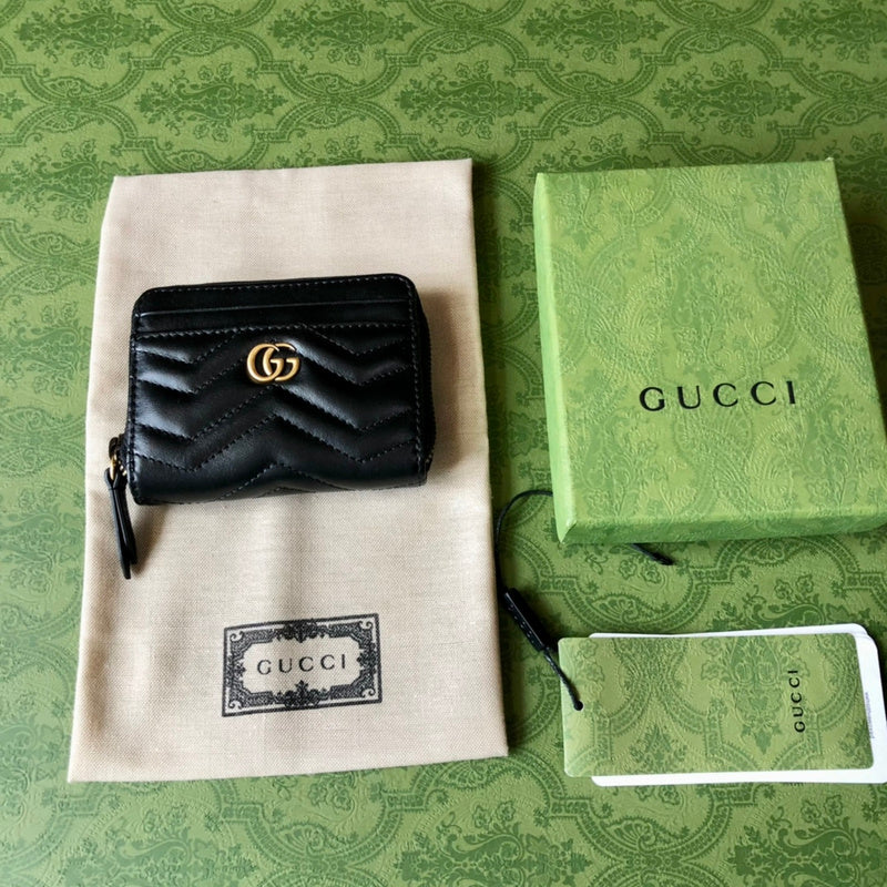 GUI - Luxurious Totes - 175