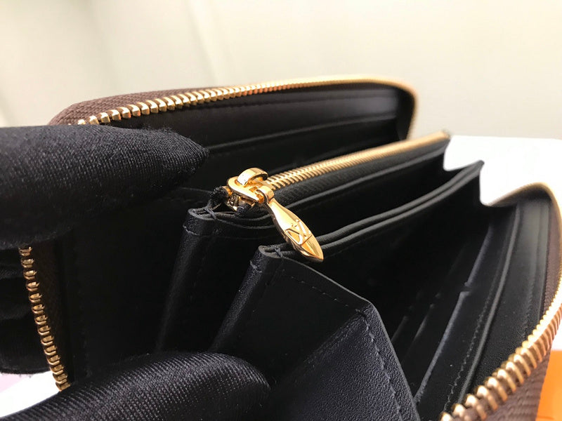 Luxurious Totes - Latest - 721