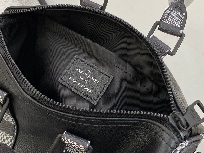 Luxurious Totes - Latest - 1408