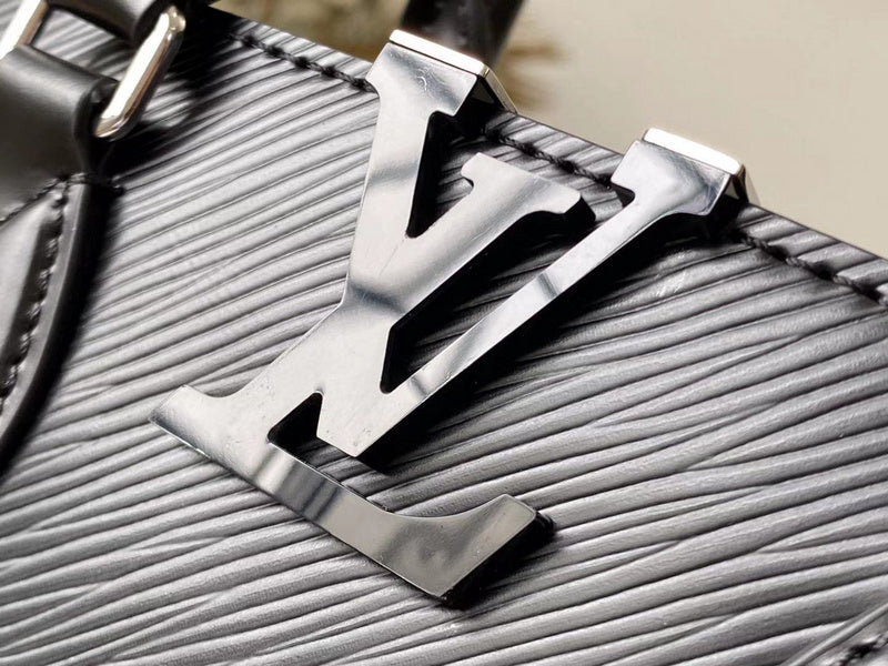 LOV - Luxurious Totes - 2388