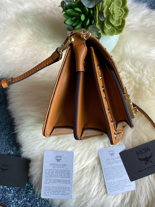 Luxurious Totes - Latest - 7901