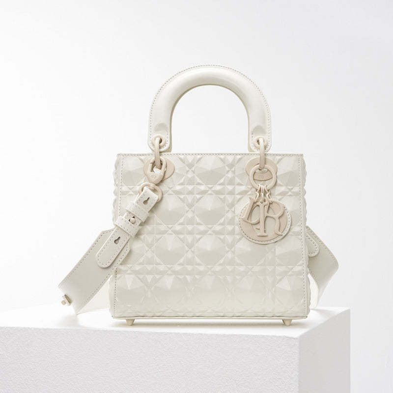 Luxurious Totes - Latest - 6488
