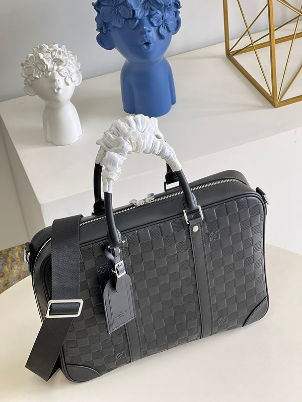 LOV - Luxurious Totes - 1840