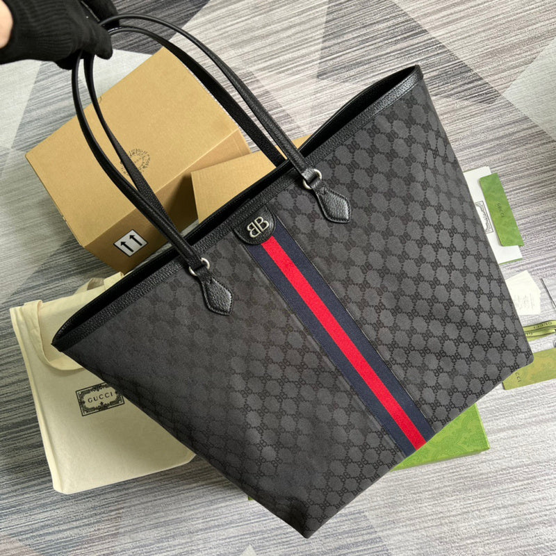Lux-Totes - GCI Bags - 2011