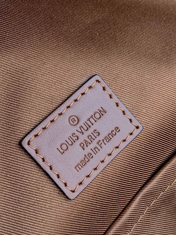 LOV - Luxurious Totes - 2615