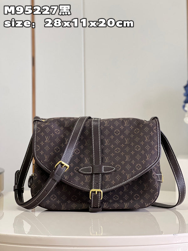 LOV - Luxurious Totes - 764