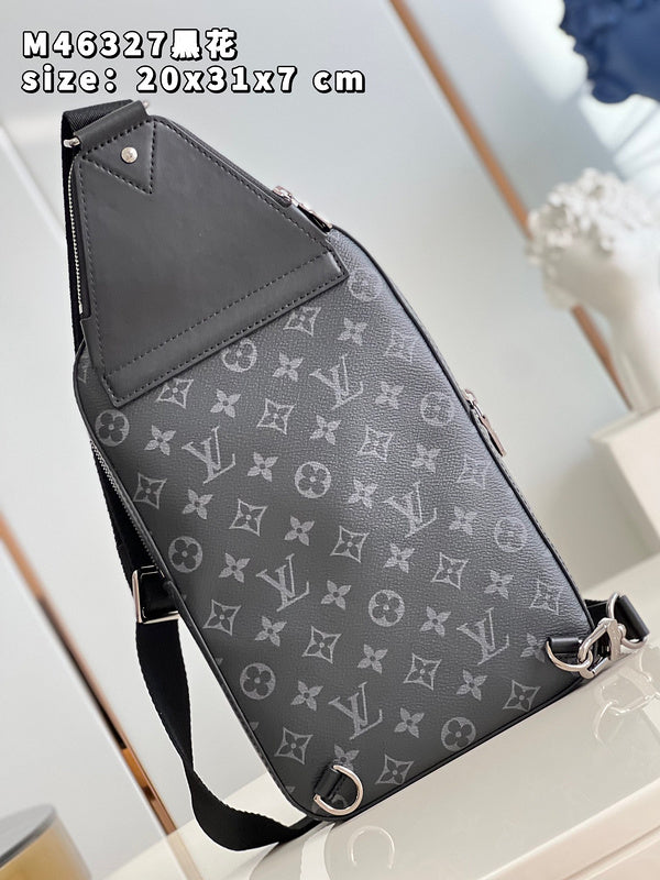 LOV - Luxurious Totes - 937