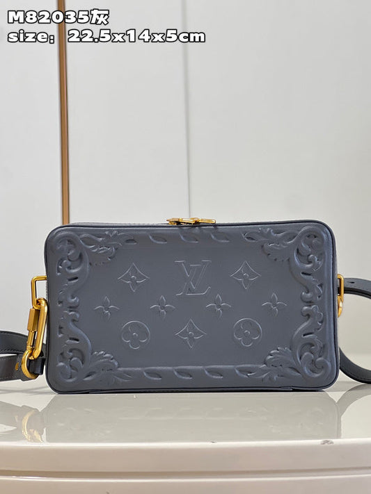 LOV - Luxurious Totes - 253