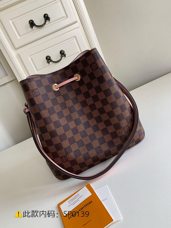 Luxurious Totes - Latest - 9763