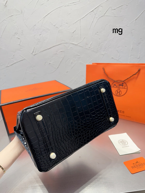 Luxurious Totes - HMS3 Bags - 029