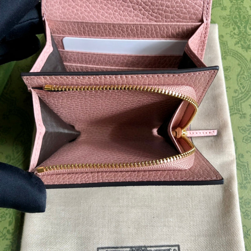 GUI - Luxurious Totes - 159