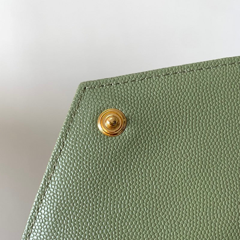 Luxurious Totes - Latest - 8100