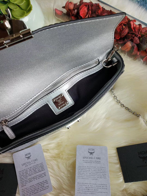 Luxurious Totes - Latest - 7886