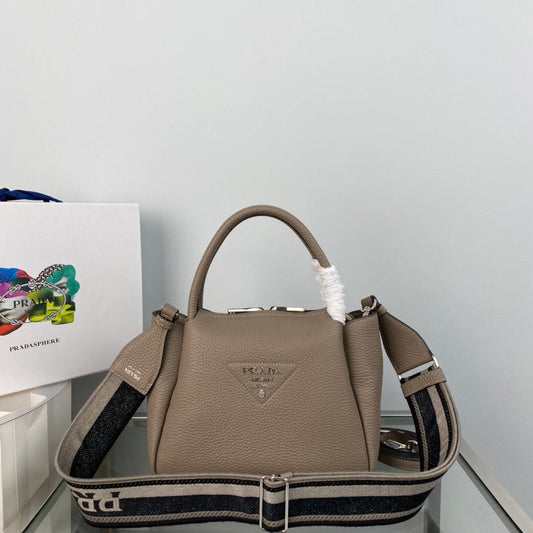 Luxurious Totes - Latest - 4580