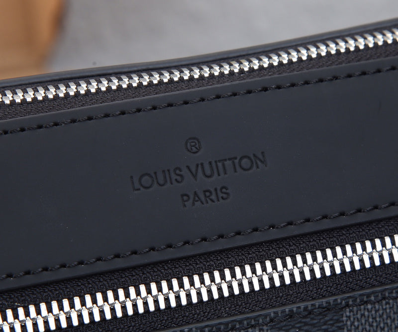 LOV - Luxurious Totes - 2534