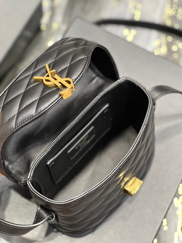 Luxurious Totes - Latest - 7917