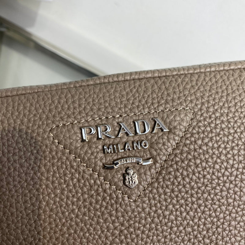 Luxurious Totes - Latest - 4551