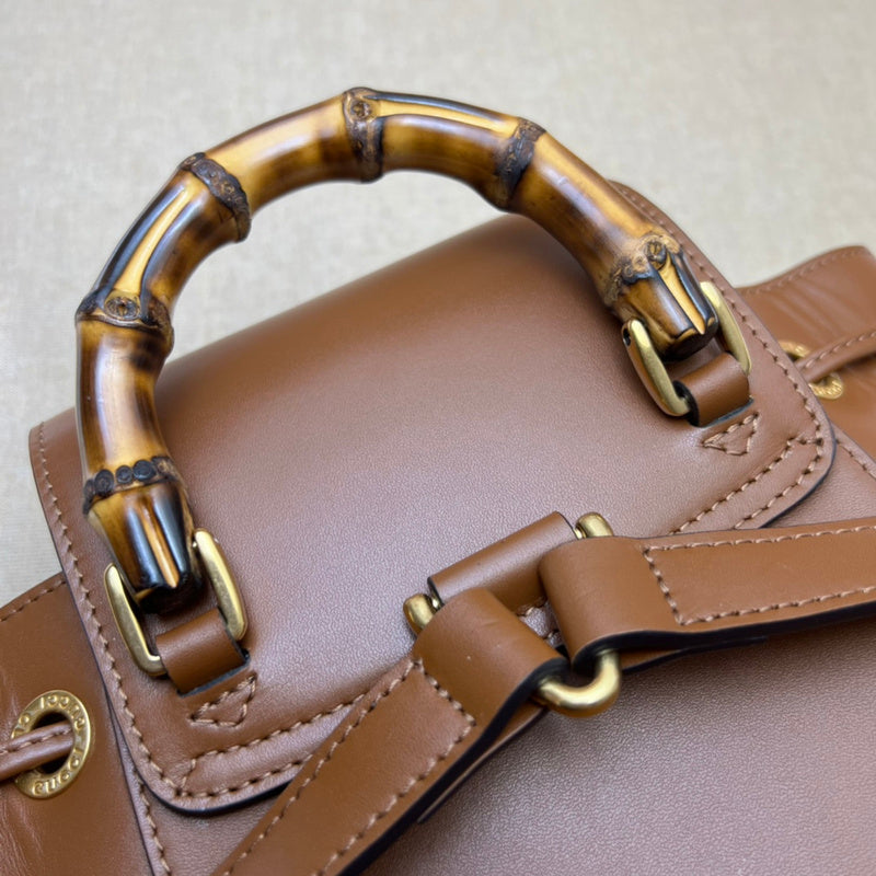 GUI - Luxurious Totes - 075