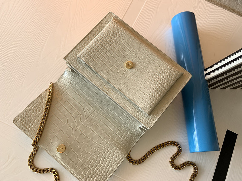 Luxurious Totes - Latest - 8884