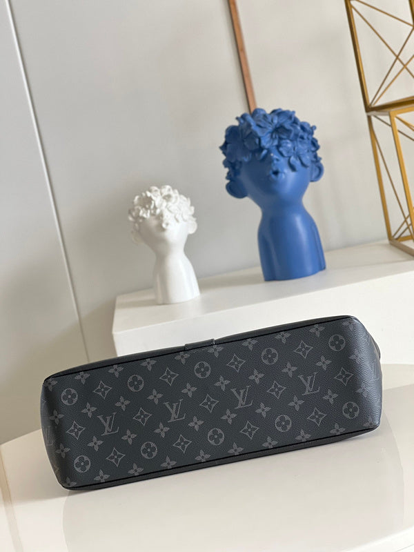 LOV - Luxurious Totes - 1784