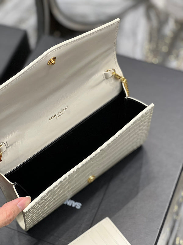 Luxurious Totes - Latest - 8495