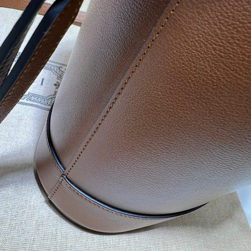 GUI - Luxurious Totes - 587