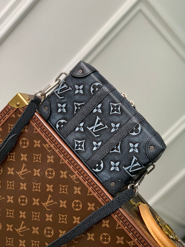 LOV - Luxurious Totes - 901