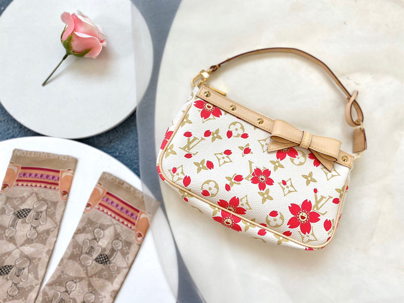 Luxurious Totes - Latest - 2687