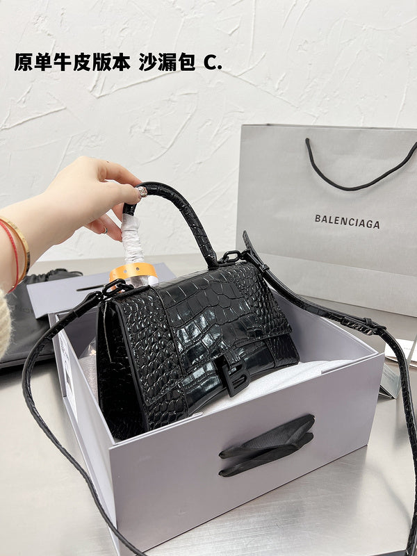 Luxurious Totes - BGA2 Bags - 124
